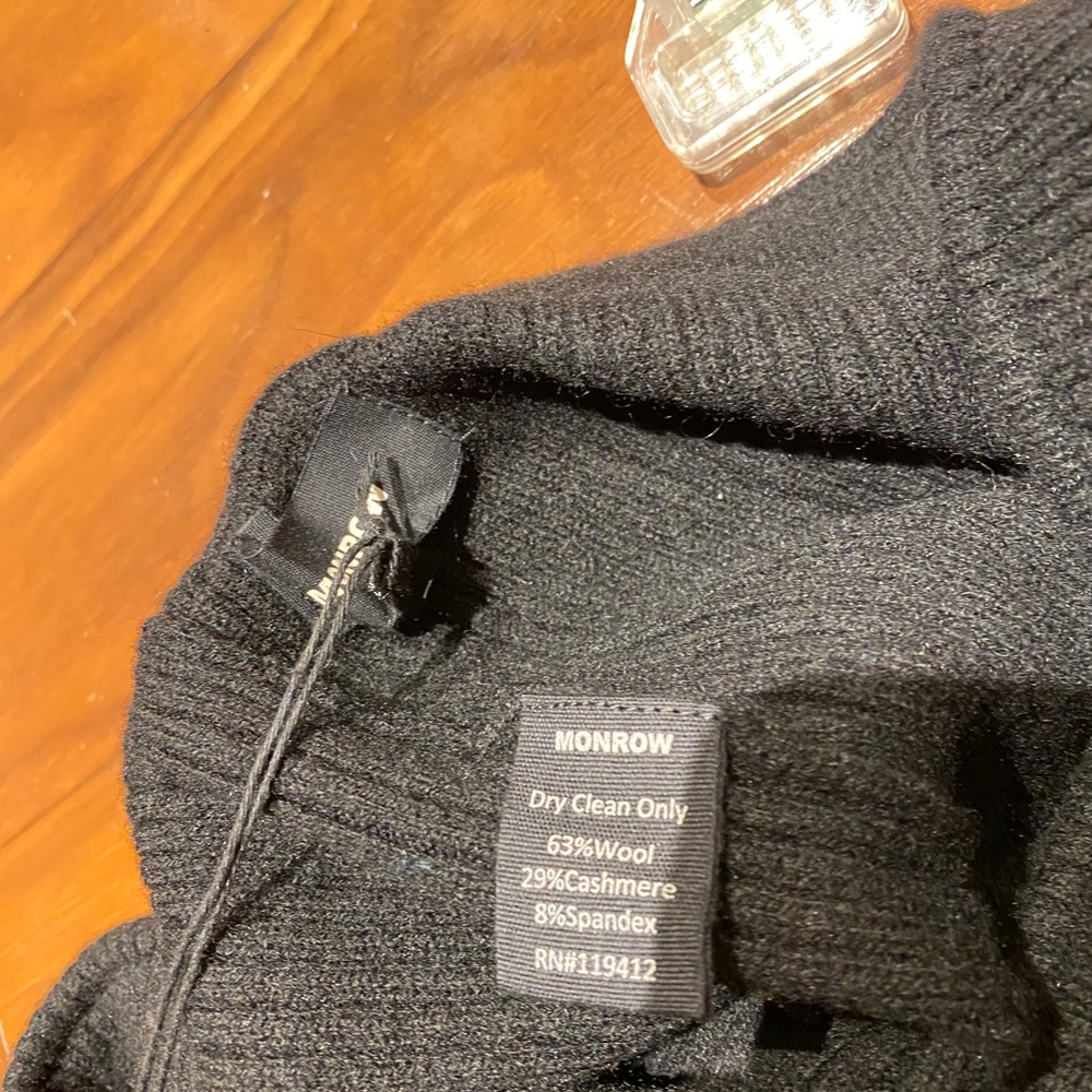 Monrow XS Cashmere pant-❌ SOLD❌ - Picture 6 of 6